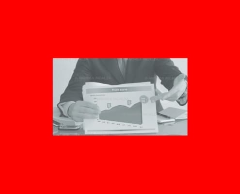 Céder sa PME au Luxembourg via une SOPARFI : ce que le dirigeant doit savoir en 2026 - photo business - réunion dirigeants business
