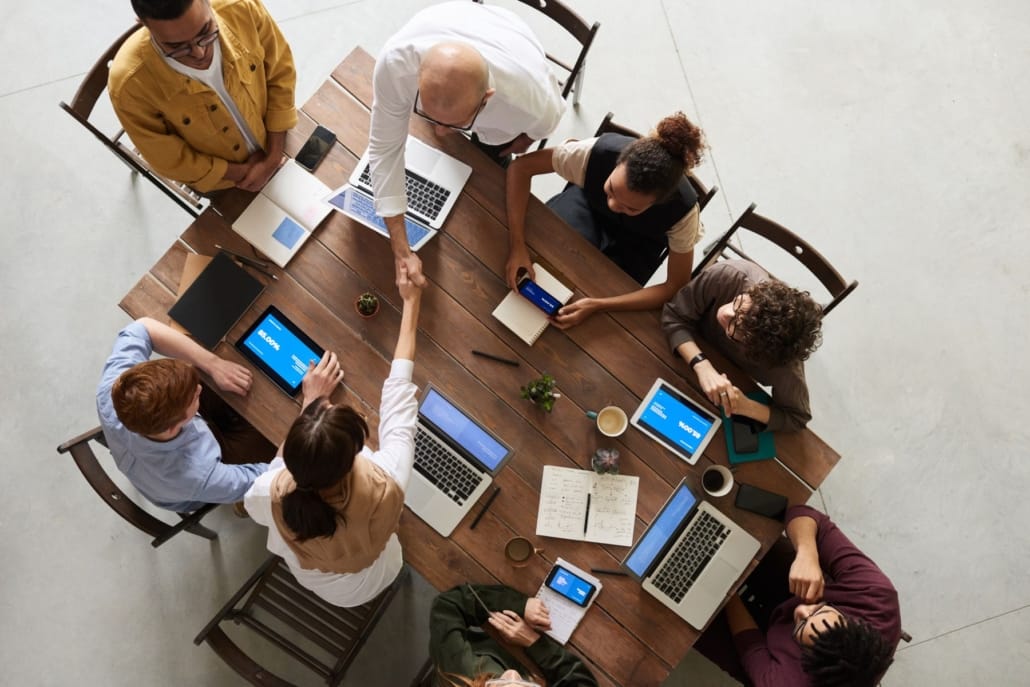 vendre startup Luxembourg - decision business - réunion dirigeants business