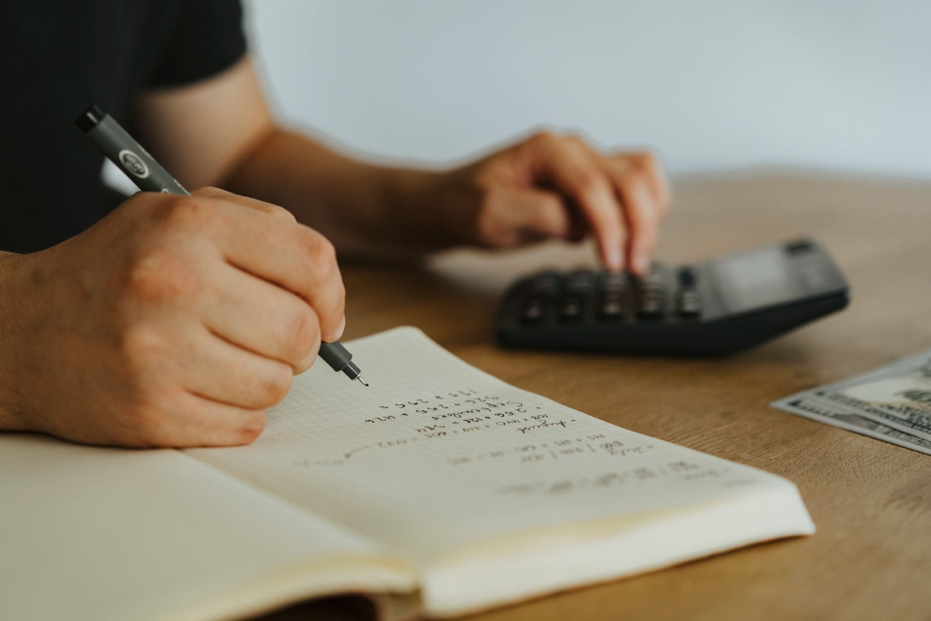 Comment fixer le prix de vente de son entreprise ? - business - analyse financière business