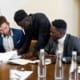 Transmettre une entreprise au Luxembourg : les avantages - business - réunion dirigeants business