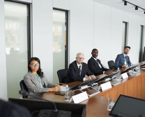 Planifier sa transmission d’entreprise - business - réunion dirigeants business