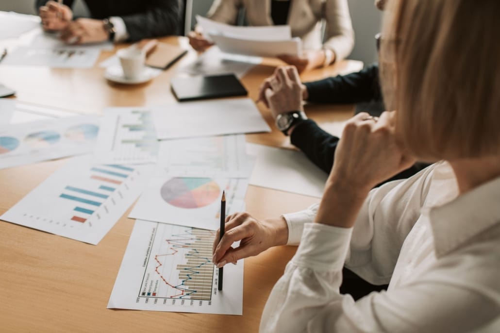 Transmission d’entreprise : sujet d’actualité économique en 2018 - business - réunion dirigeants business