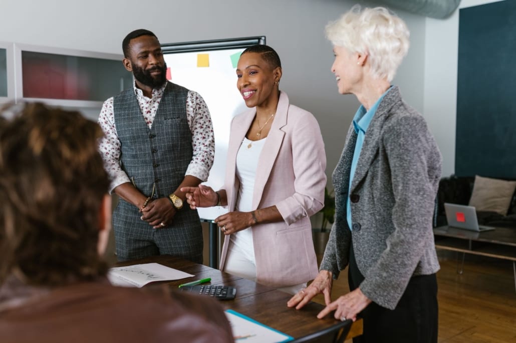 Communiqué : Actoria accompagne la cession de SBM – Rolling Box - business - réunion dirigeants business