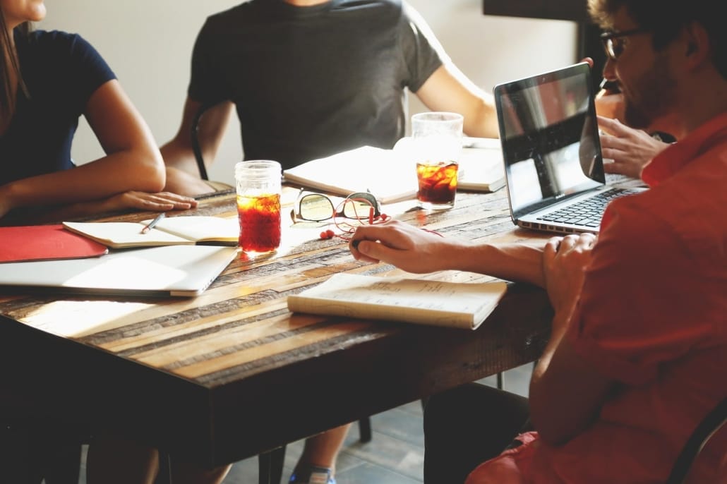 Comment valoriser son entreprise ? - business - réunion dirigeants business