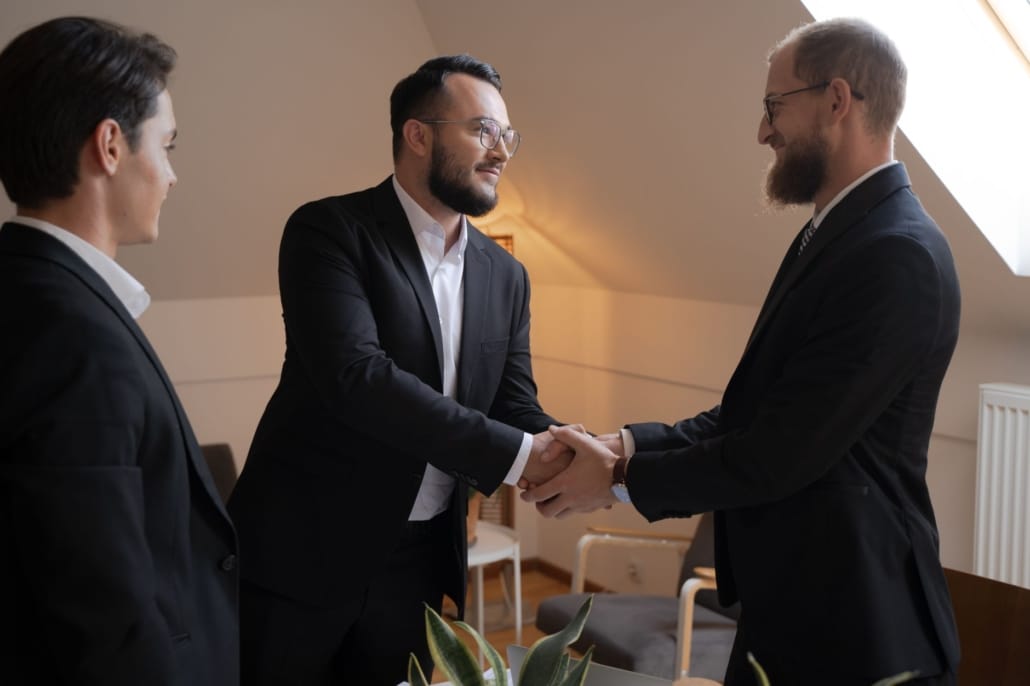 Le processus de fusion- acquisition : la négociation - business - réunion dirigeants business