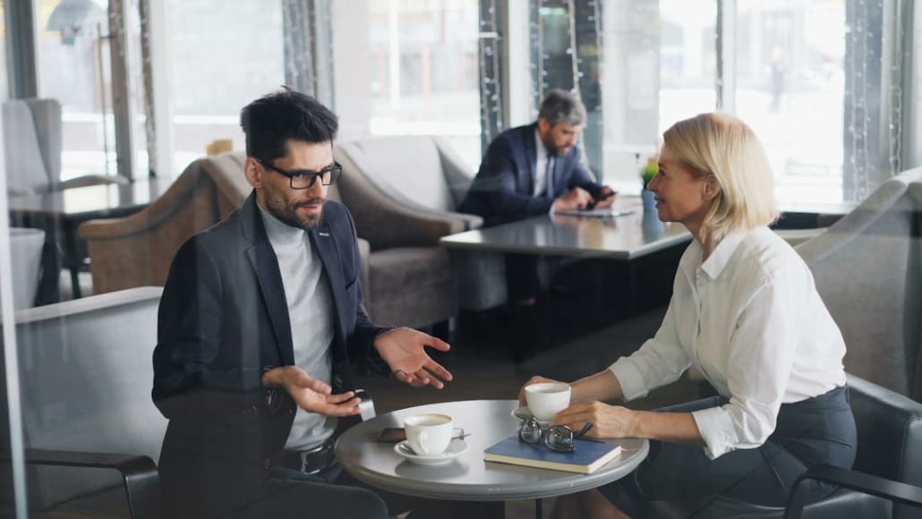 Comment transmettre son entreprise en Luxembourg ? - business - réunion dirigeants business