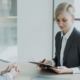 Les questions à se poser avant de céder son entreprise - business - réunion dirigeants business