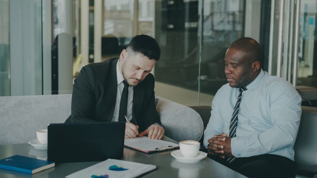 Quel financement pour une reprise d’entreprise ? - business - réunion dirigeants business