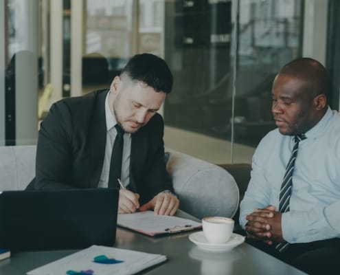 Quel financement pour une reprise d’entreprise ? - business - réunion dirigeants business