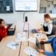 Les choses à faire et à ne pas faire pour réussir sa relation avec un intermédiaire en transmission d’entreprise - business - réunion dirigeants business