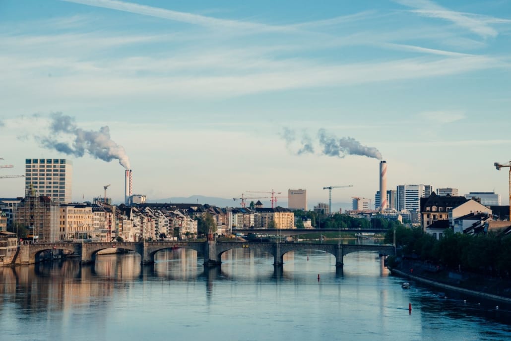 Transmettre son entreprise au Luxembourg : une opération stratégique et patrimoniale - business - réunion dirigeants business