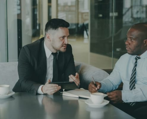 fiscalité holding - business - réunion dirigeants business